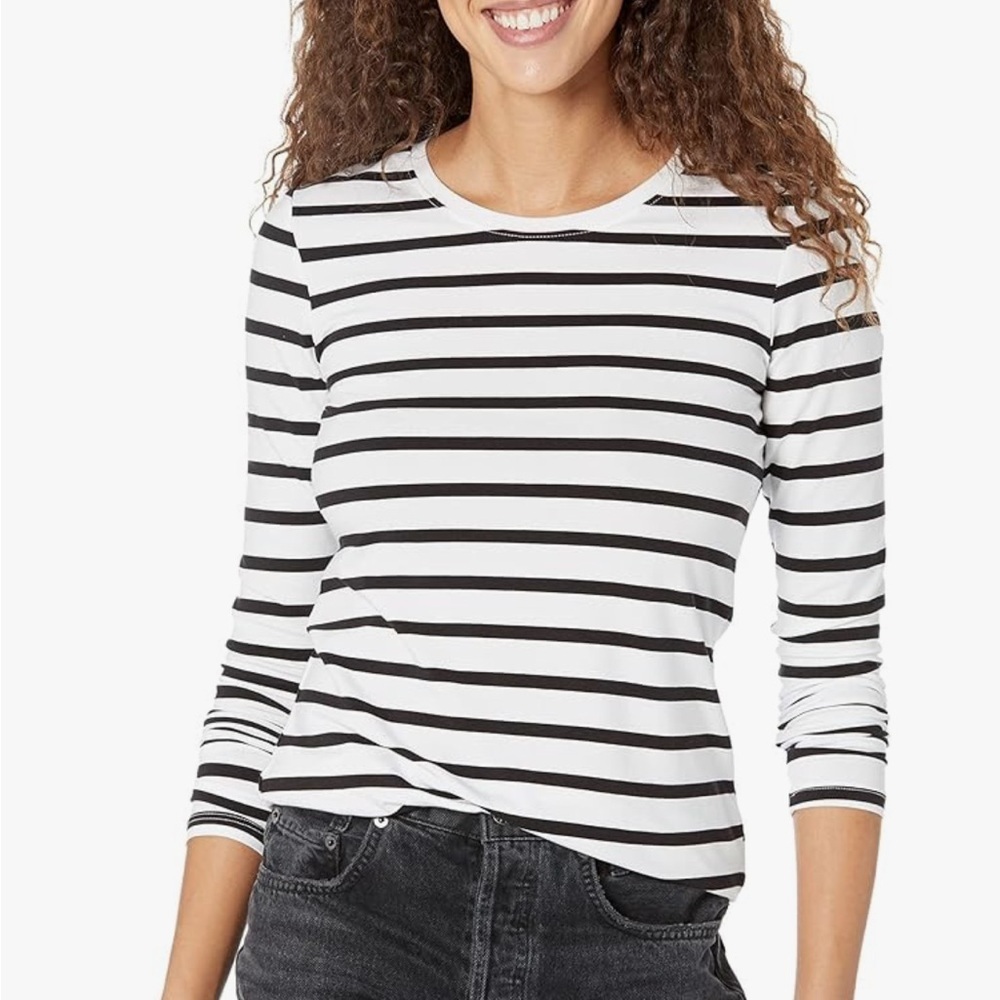 Amazon Essentials Women's Striped Long-Sleeve Tee